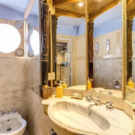 Apartment Campo De Fiori Baroque Rome