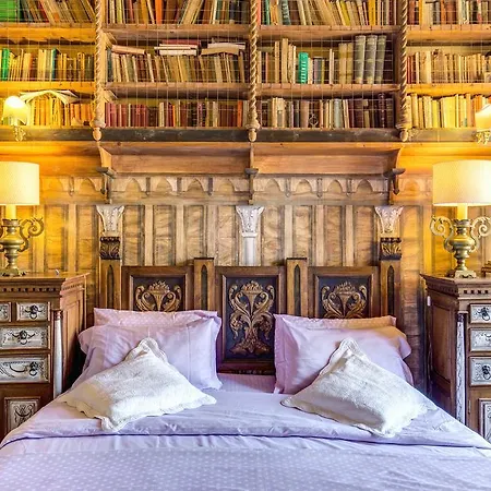 Campo De Fiori Baroque Apartment