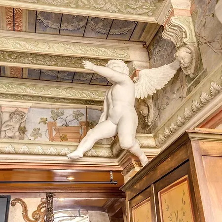 Campo De Fiori Baroque